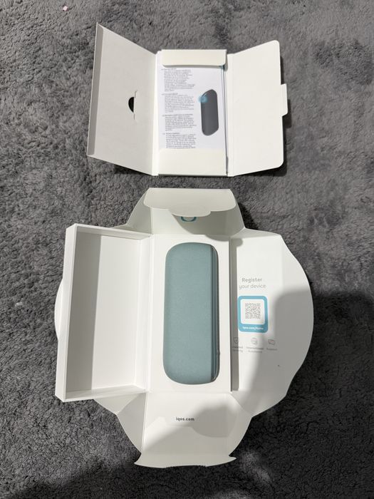 IQOS ILUMA i albastru