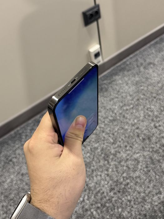 Iphone 13 pro max black