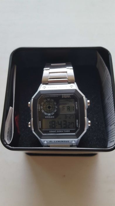 часы элкетронные