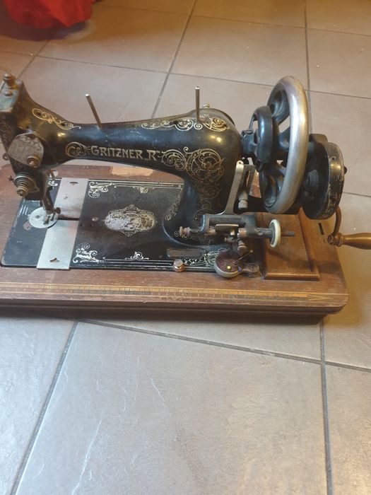 Masina de cusut singer