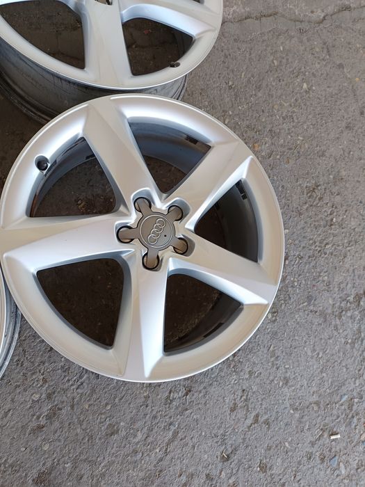 19ц.Оригинални джанти за Ауди Q5 5х112