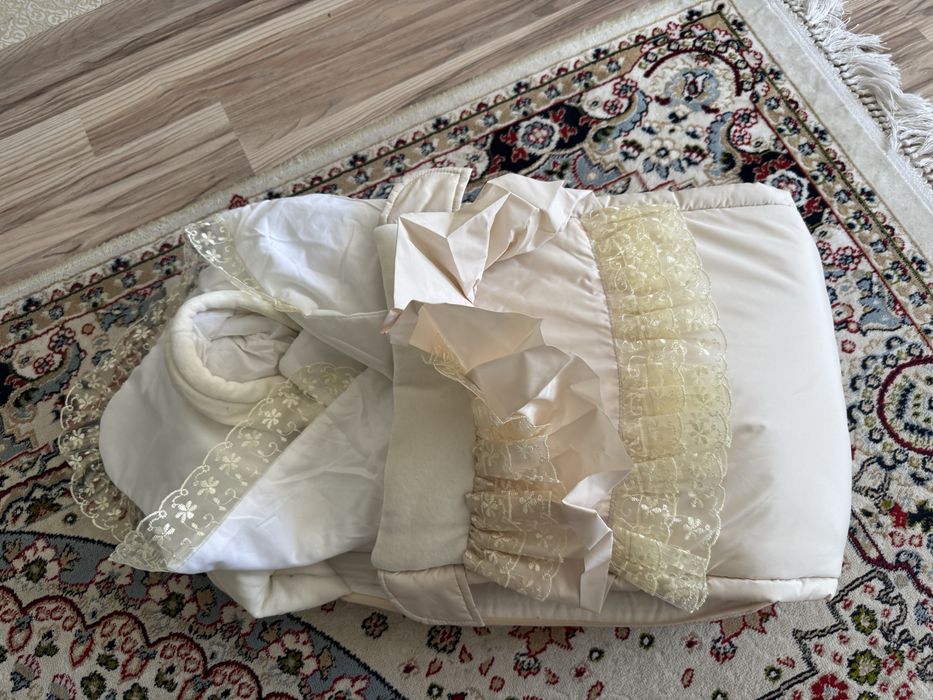 Продам детский конверт на выписку