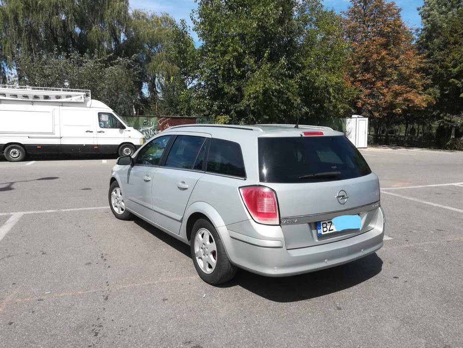 Vând Opel Astra H GPL Defect pentru vaucer