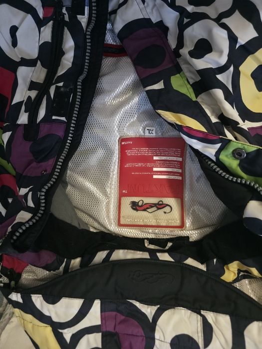 Горнолыжный костюм