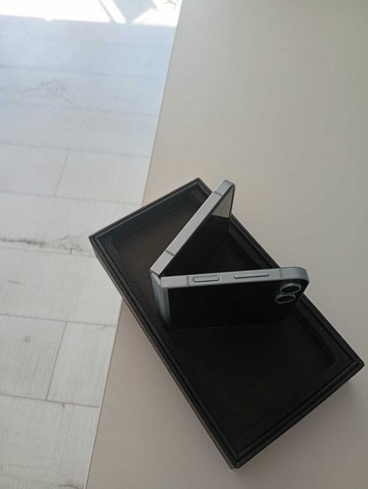 Samsung Galaxy ZFlip 6