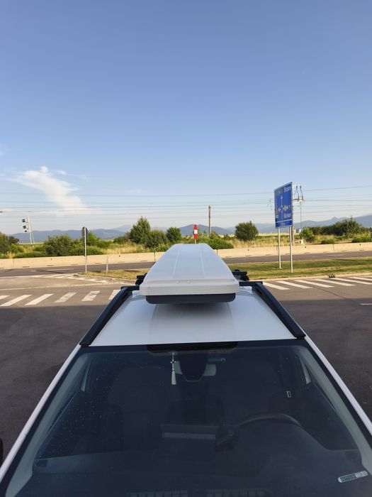 Cutie portbagaj pentru plafon