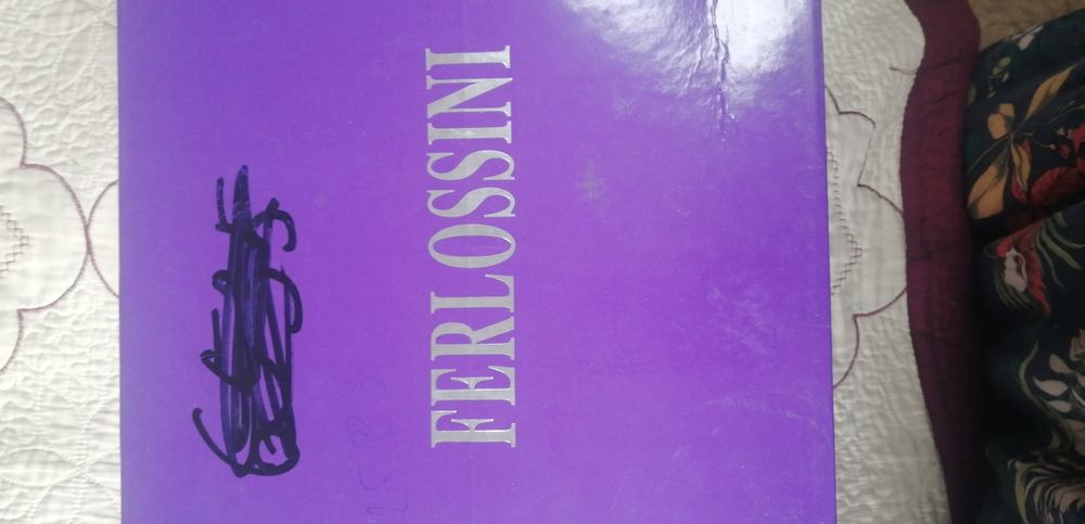 Продам сапожки женские