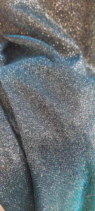 Продам новое платье