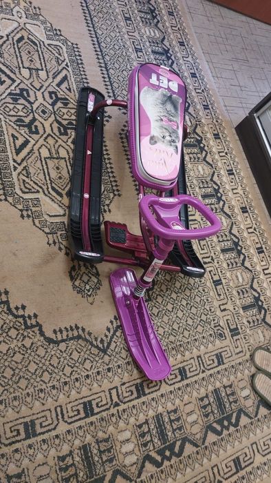 Продам сани и снегокаты