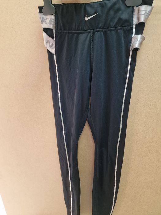 Nike Pro Intertwist HyperWarm екип S