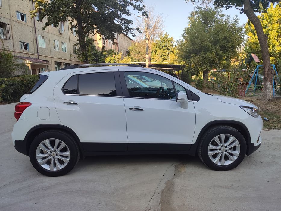 Tracker 1 primer Avtomat