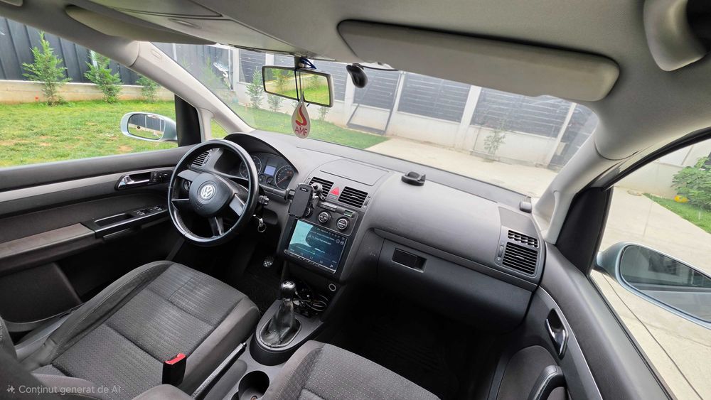 VW Touran 2.0 TDI BKD 140 CP | Unic proprietar | 5 locuri