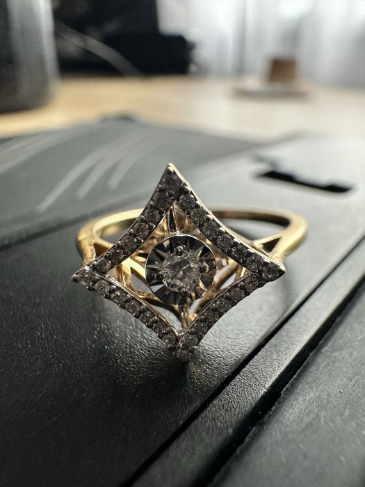 Inel aur dama 18k + diamante marime 13.5 sau 53