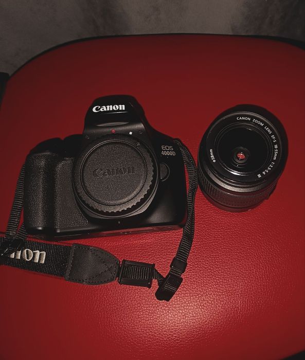 Продам камеру canon 4000D