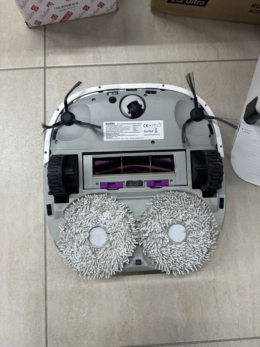 Aspirator robot EUREKA J12 Ultra cu funcție de mop