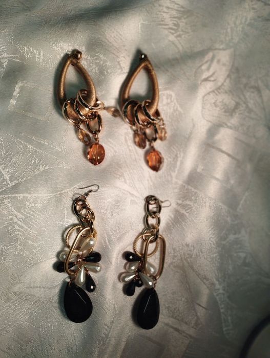 Гривни, обеци, рамки за очила