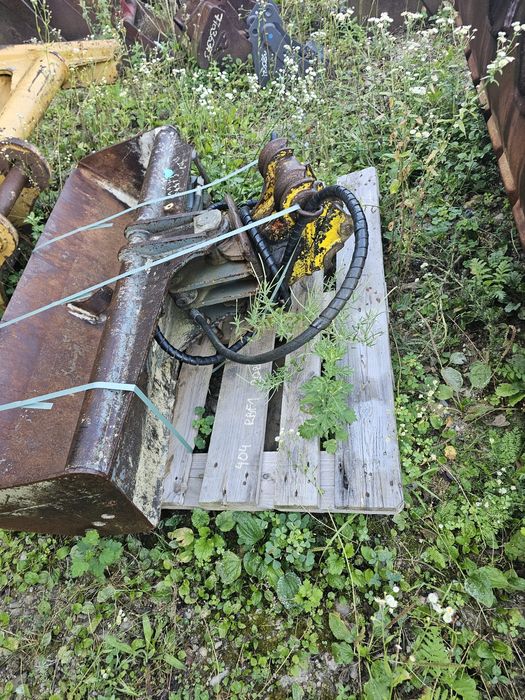 Cupa taluz cu înclinare Hidraulica sistem Prindere /Cupla M2/  Ms2