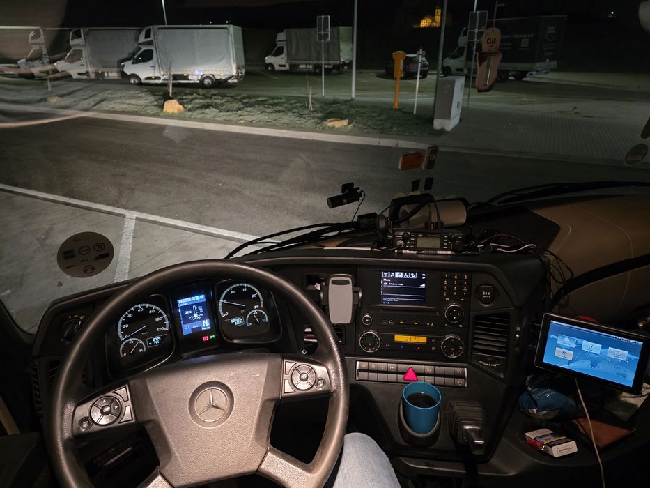 Ansamblu Mercedes Actros MP4 1845 +semiremorca Krone 2017