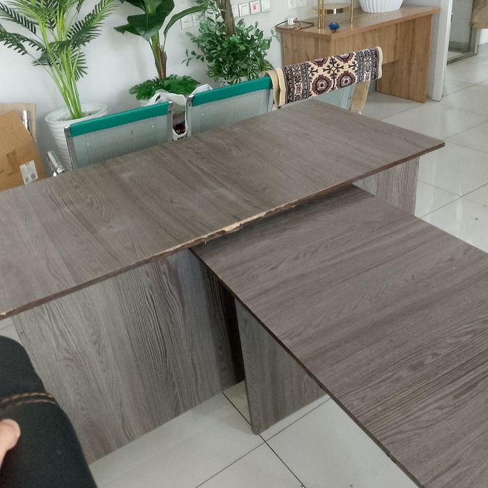 Ofisniy Istollar sotiladi