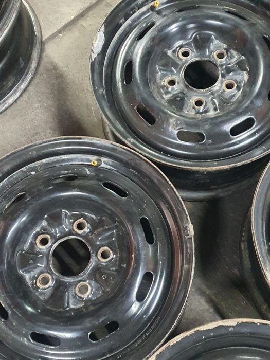 Диски 15 ие стальные .комплект