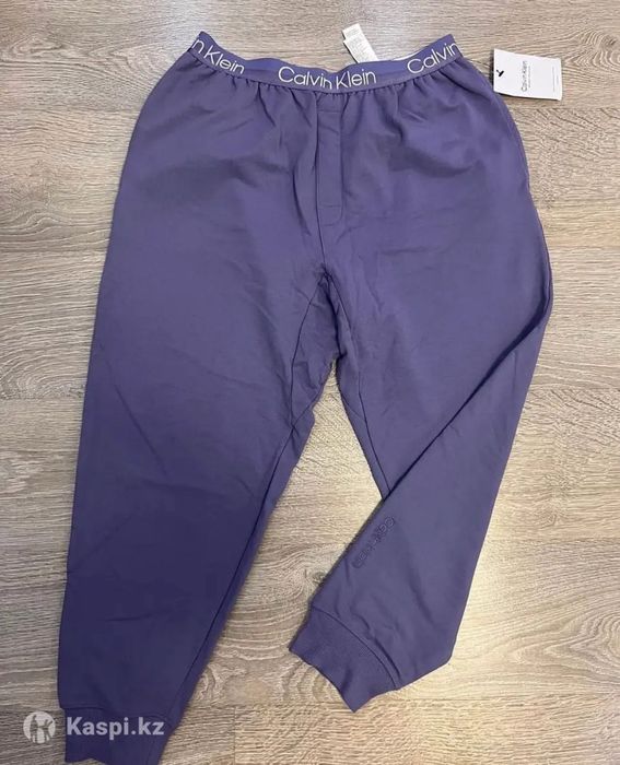 Продам штаны Calvin Klein оригинал