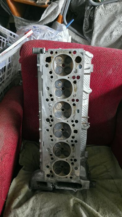 Продам запчасти бмв