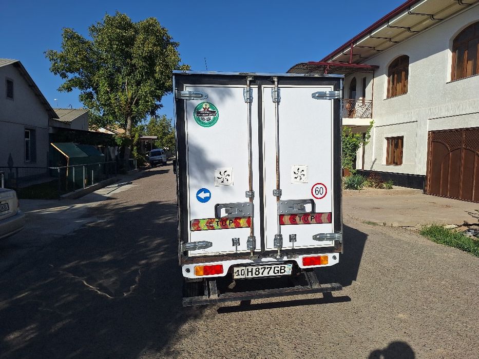Labo avtomobili.