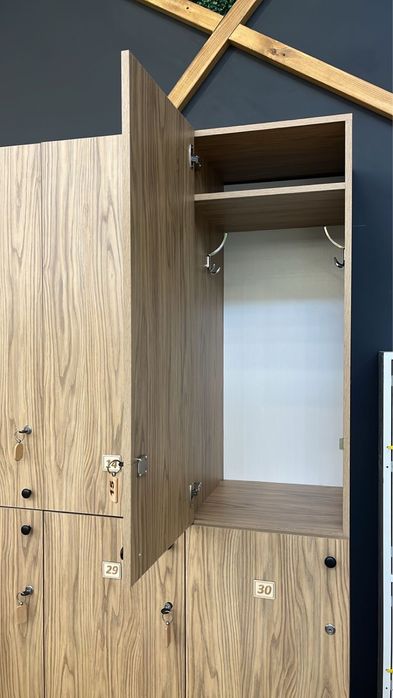 Продам шкафы для гардероба