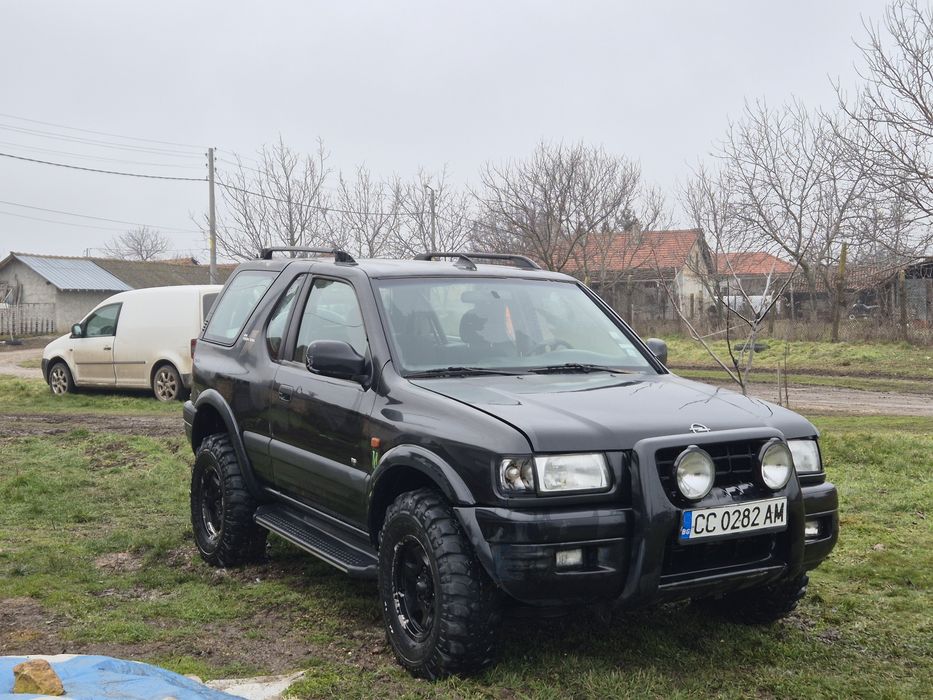 Opel Frontera 2.2 Бензин