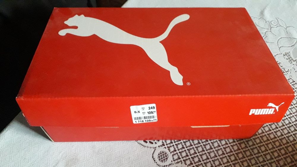 Adidasi puma.                       .
