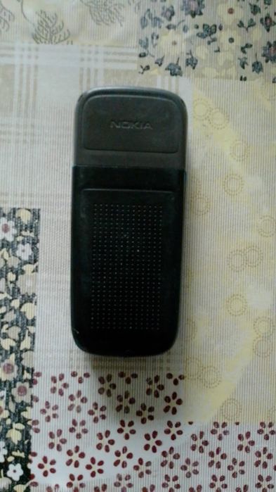 Кнопочный телефон Nokia 1208
