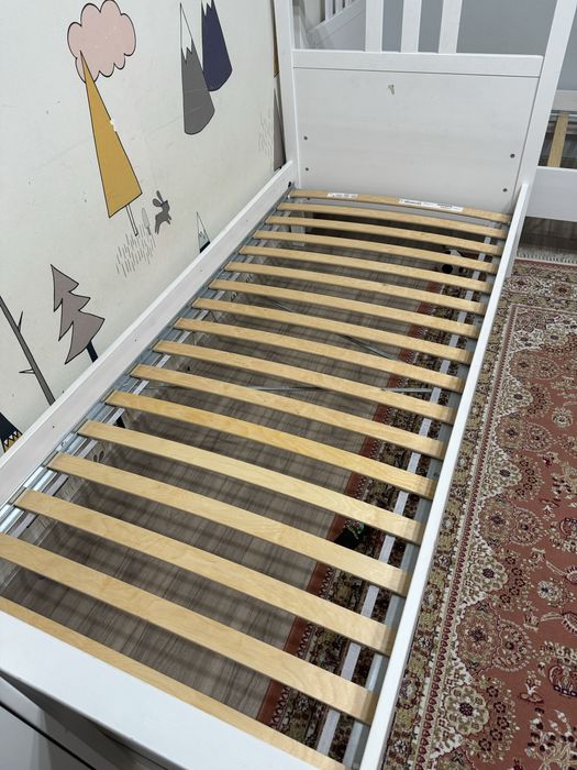 Продам кровати Ikea Hemnes