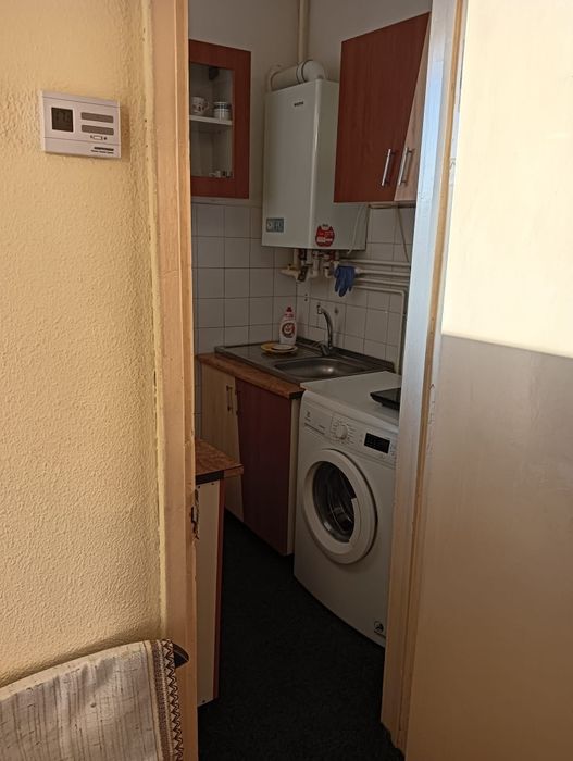 Inchiriez garsoniera