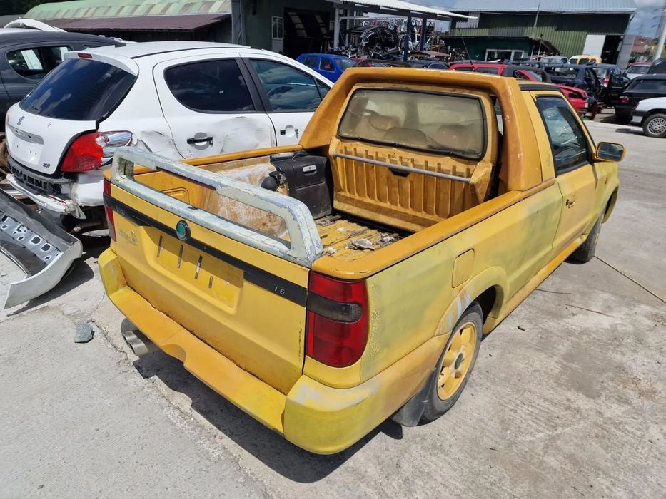 Dezmembram Skoda Felicia, 1.6 benzina, an 1996