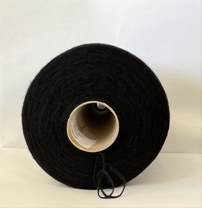 Прежда за машинно и ръчно плетиво NM 6000