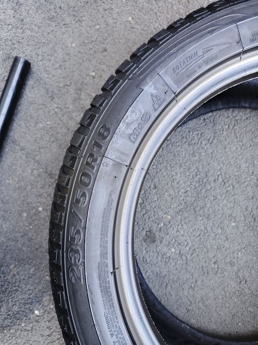 235.50.18 Maxxis All Season Second-hand