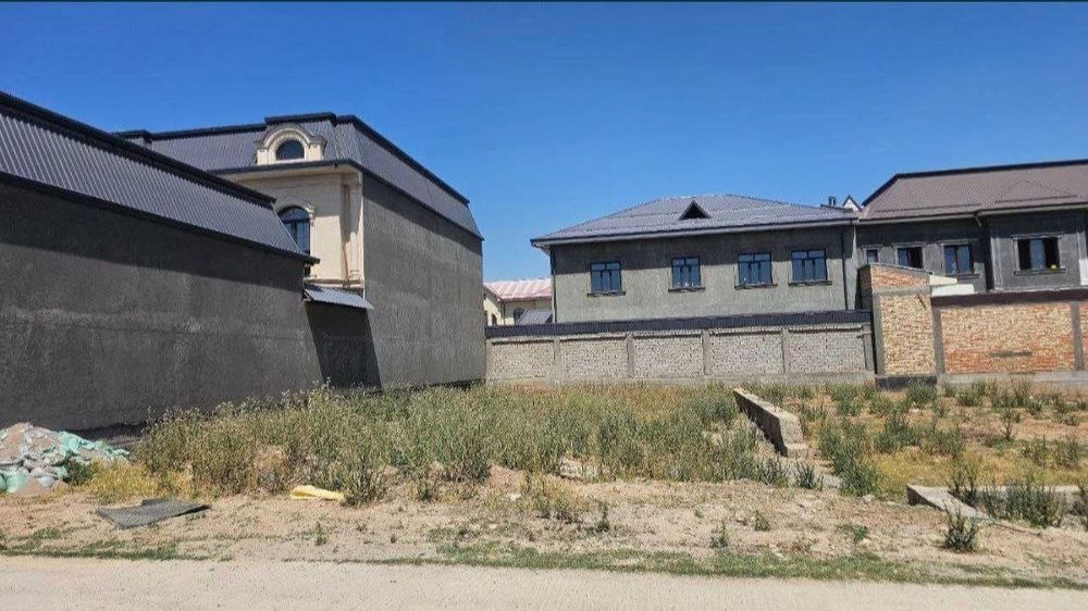 Продаётся земельный участок в новый махале, Дурмень  6-соток