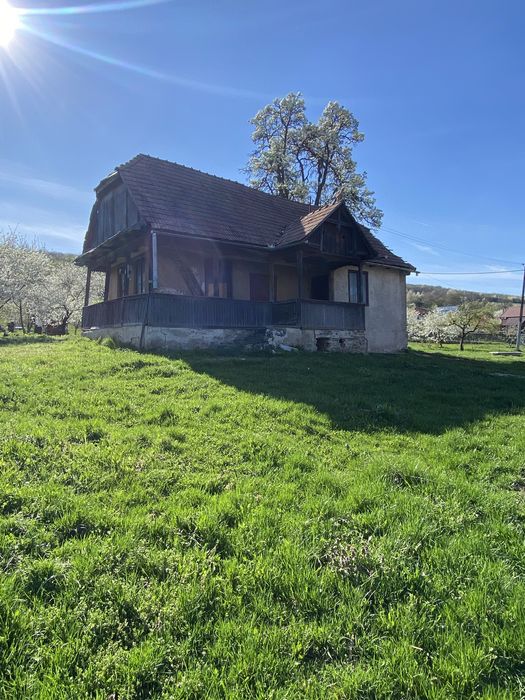 Vand teren pe str Valea Chintaului  , Cluj Napoca   2000 mp