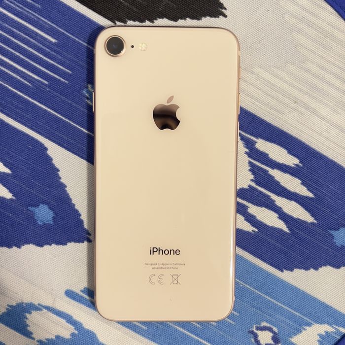 Iphone 8.