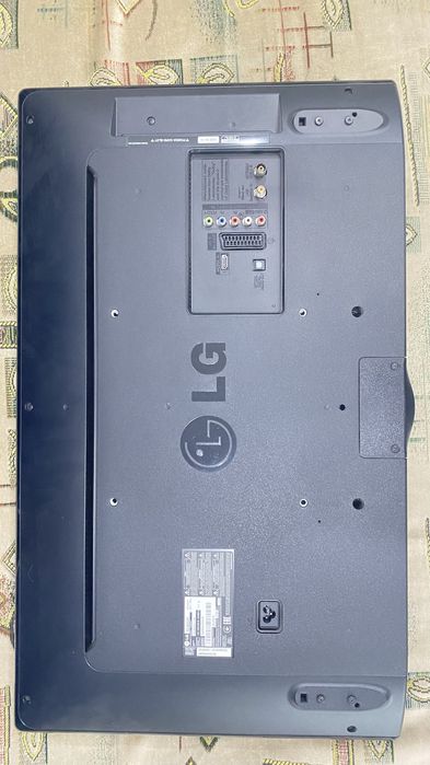 Продам телевизор LG