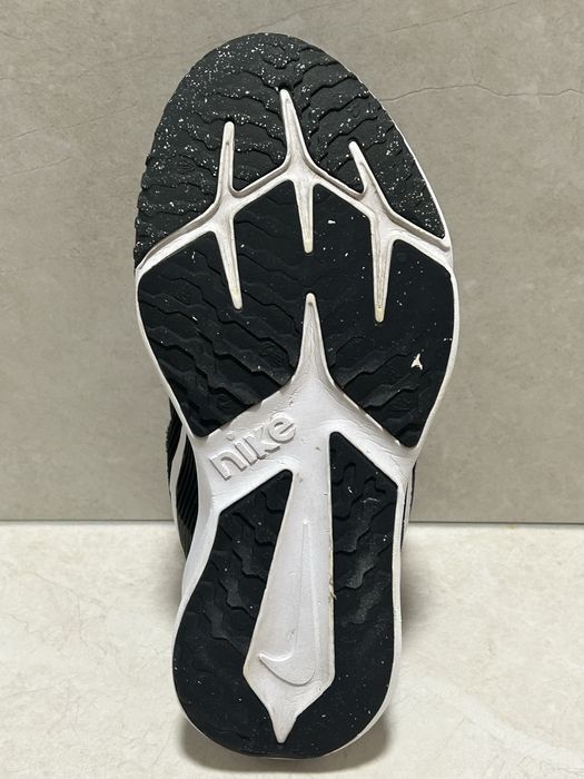 Кроссовки Nike оригинальные 36 размер