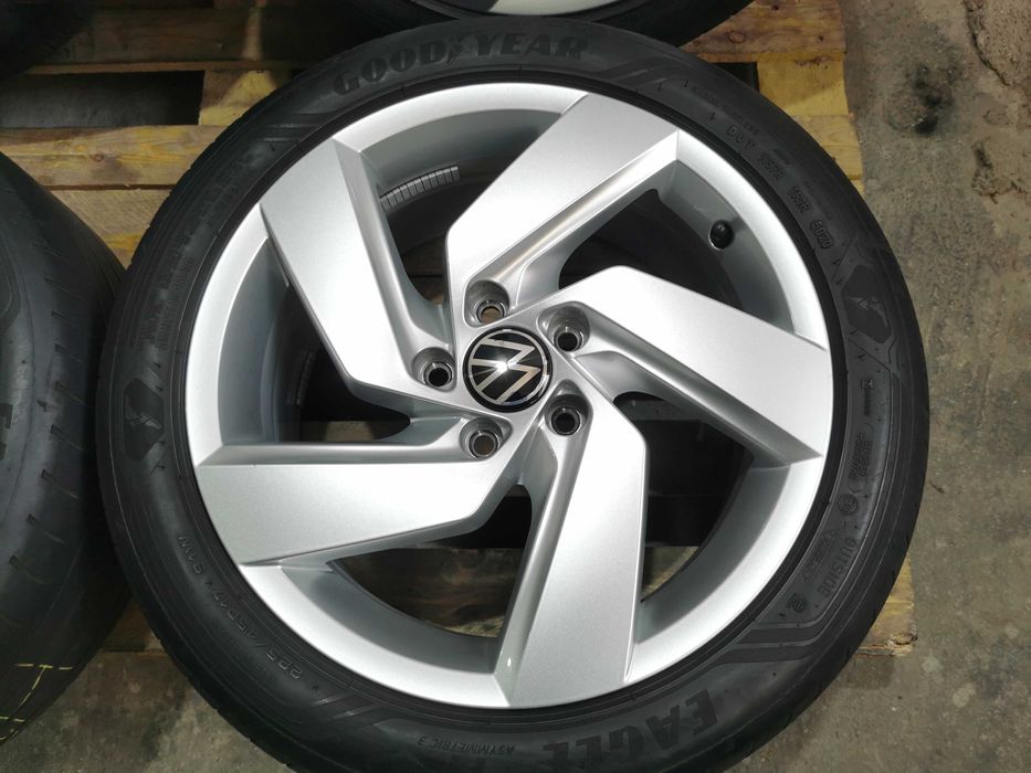 Jante Originale Vw Golf 7 / Golf 8 GTI / GTD . R 17 cu anvelope de vara