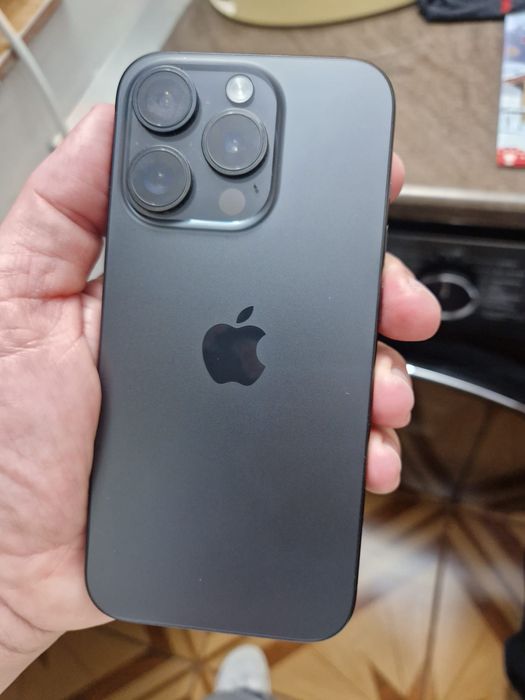 IPhone 15 Pro…liber de rețea