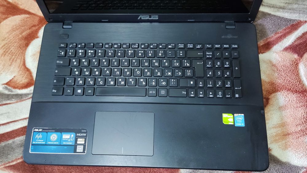 Ноутбук ASUS X751LJ (Core i5 / 8GB / SSD / GeForce)