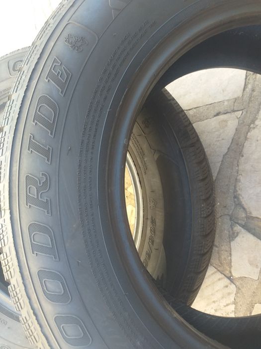 Гуми два броя 205/65/15