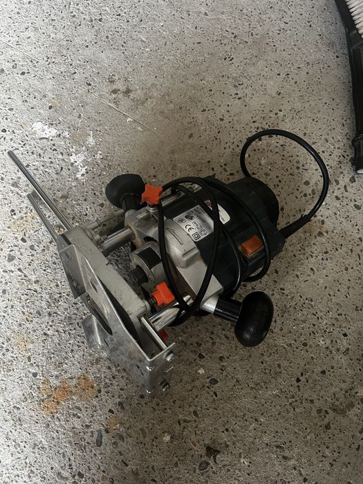 Freză electrică pentru lemn 1500W | Reglaj fin | Stare excelentă