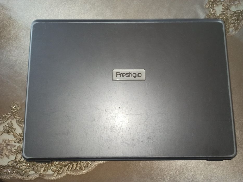 Продаётса ноутбук