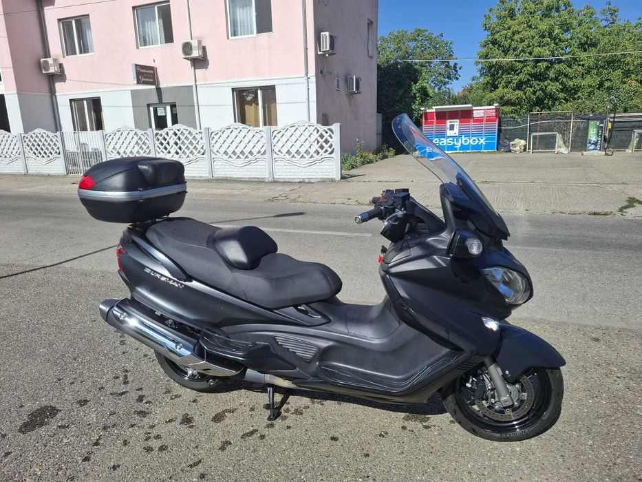 Suzuki burgman 650