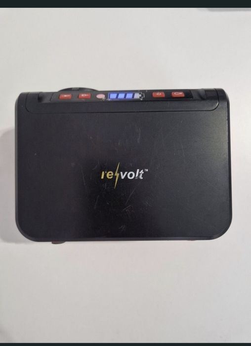 Vând powerbank ReVolt