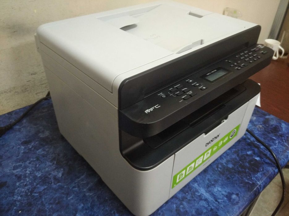 Като нов! Лазерен принтер, скенер и копир 3 в 1 Brother DCP 1810е